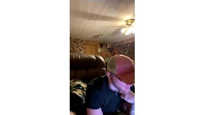 dilf_96 public webcam profile photo 5