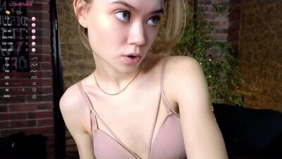 diora_babe public webcam profile photo 5