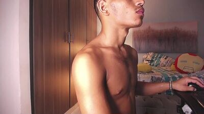 dirtyxboys public webcam profile photo 2