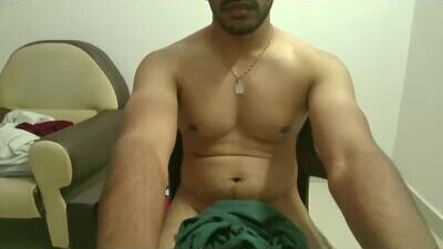 discreet_lotus public webcam profile photo 5