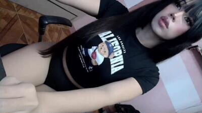 disneycum69_bella public webcam profile photo 2