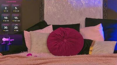 divacassie public webcam profile photo 9
