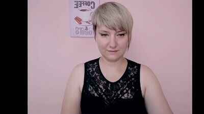 djullia public webcam profile photo 4