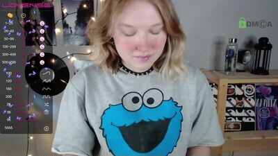 dollirosee public webcam profile photo 2