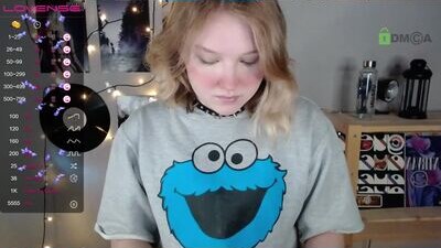 dollirosee public webcam profile photo 5