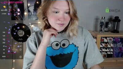 dollirosee public webcam profile photo 6