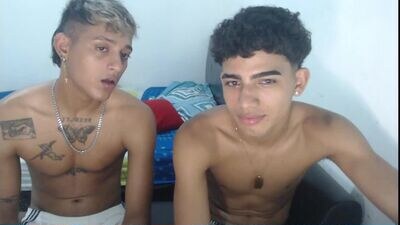 domi_master public webcam profile photo 3