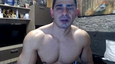 dominatemuscle public webcam profile photo 10