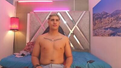 dominic_connor public webcam profile photo 3