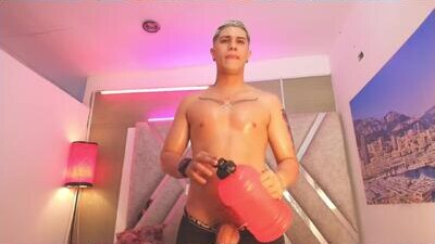 dominic_connor public webcam profile photo 7