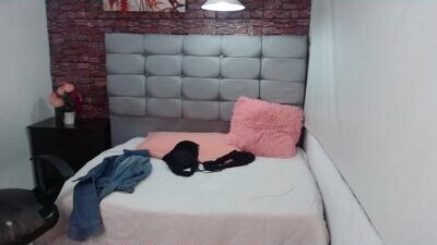 domink_gilr public webcam profile photo 8