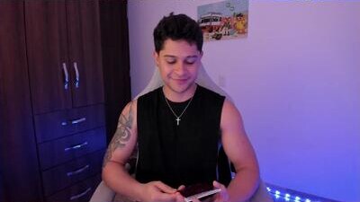 domsantiago_ public webcam profile photo 7