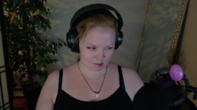 dxrtyblxndx public webcam profile photo 8