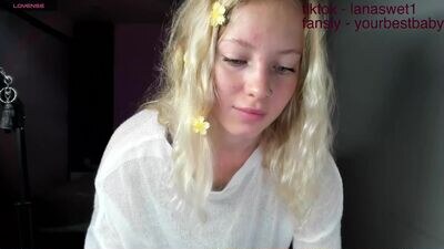 e___lisa public webcam profile photo 2