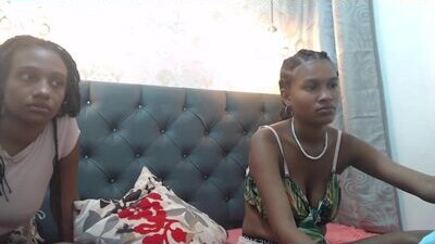ebony_20_ public webcam profile photo 5
