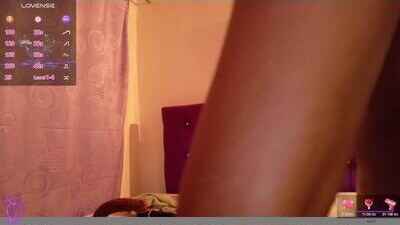 ebony_neighbormoans public webcam profile photo 8