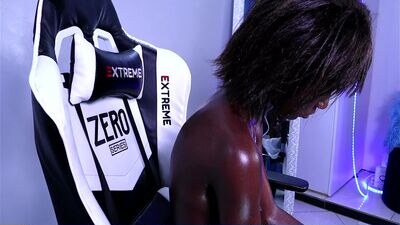 ebony_nile
