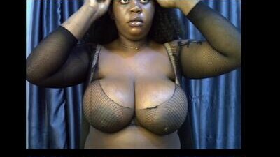 ebony_plumx12 public webcam profile photo 10