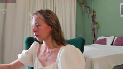 eda_vixen public webcam profile photo 6