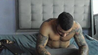 eddie_gunn public webcam profile photo 9