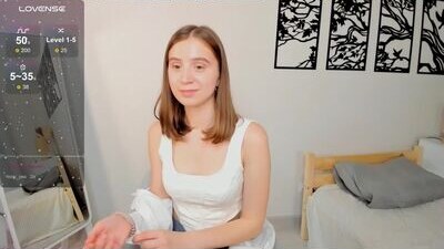 editbonde public webcam profile photo 9