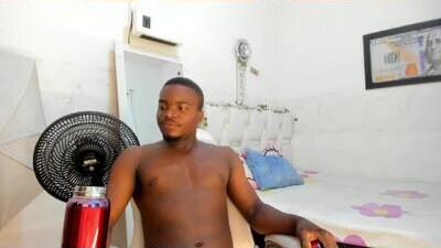 eduward_carter public webcam profile photo 5
