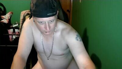 edwardaims_2please public webcam profile photo 6