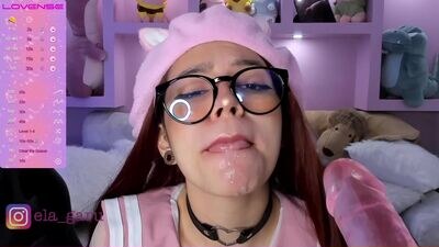 ela_garu public webcam profile photo 4