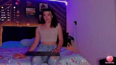 elaia_franc public webcam profile photo 4