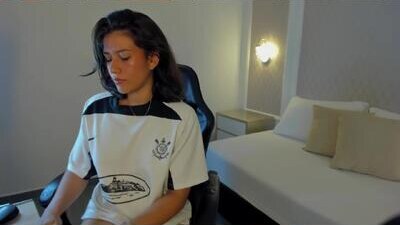 elaia_hatman public webcam profile photo 8
