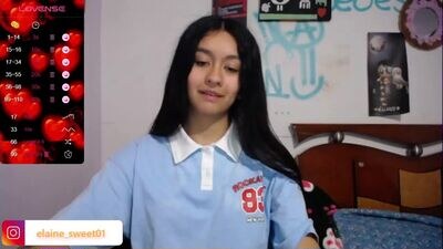 elaine_sun public webcam profile photo 3