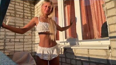 elfriededrewry public webcam profile photo 10