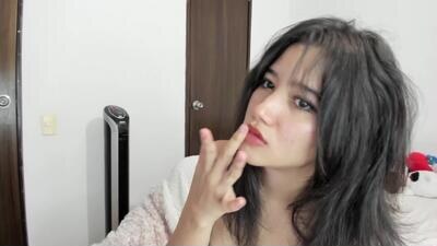 eli_dl public webcam profile photo 3