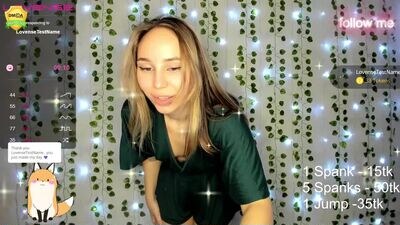 elina_notshy public webcam profile photo 2