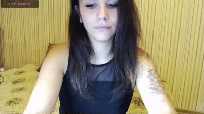 elina_posh public webcam profile photo 3
