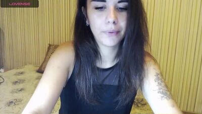 elina_posh public webcam profile photo 4