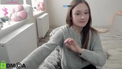 elina_x public webcam profile photo 5