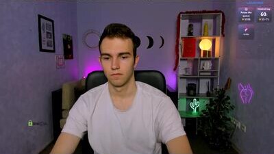 elion_flip public webcam profile photo 6