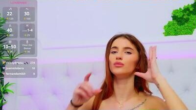 elisacharm public webcam profile photo 10