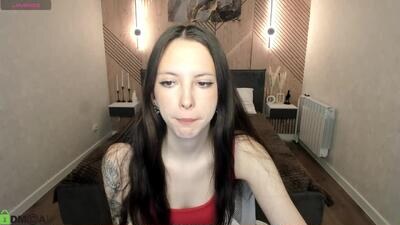 elise_robbie public webcam profile photo 2