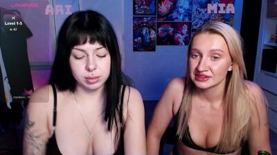 eliza_benet_ public webcam profile photo 4