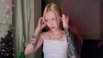eliza_sadcat public webcam profile photo 7