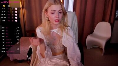 elizabethmad public webcam profile photo 4