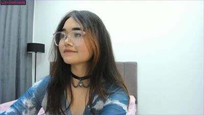 elizzimeiko_ public webcam profile photo 4