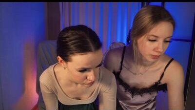 elizzza_ public webcam profile photo 7