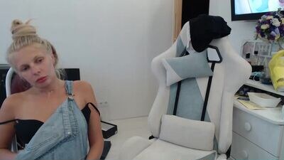 elja420 public webcam profile photo 3
