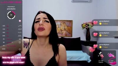 ella_king public webcam profile photo 2
