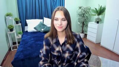 ellacurtis public webcam profile photo 3