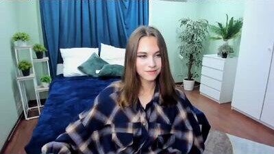 ellacurtis public webcam profile photo 6