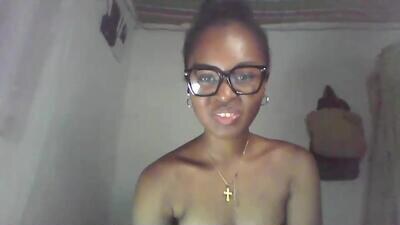 ellah245 public webcam profile photo 2